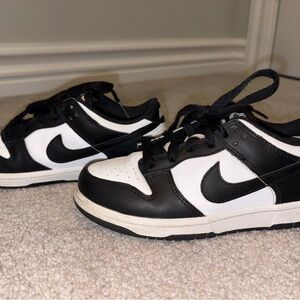 Nike Kids Black and White Sneakers